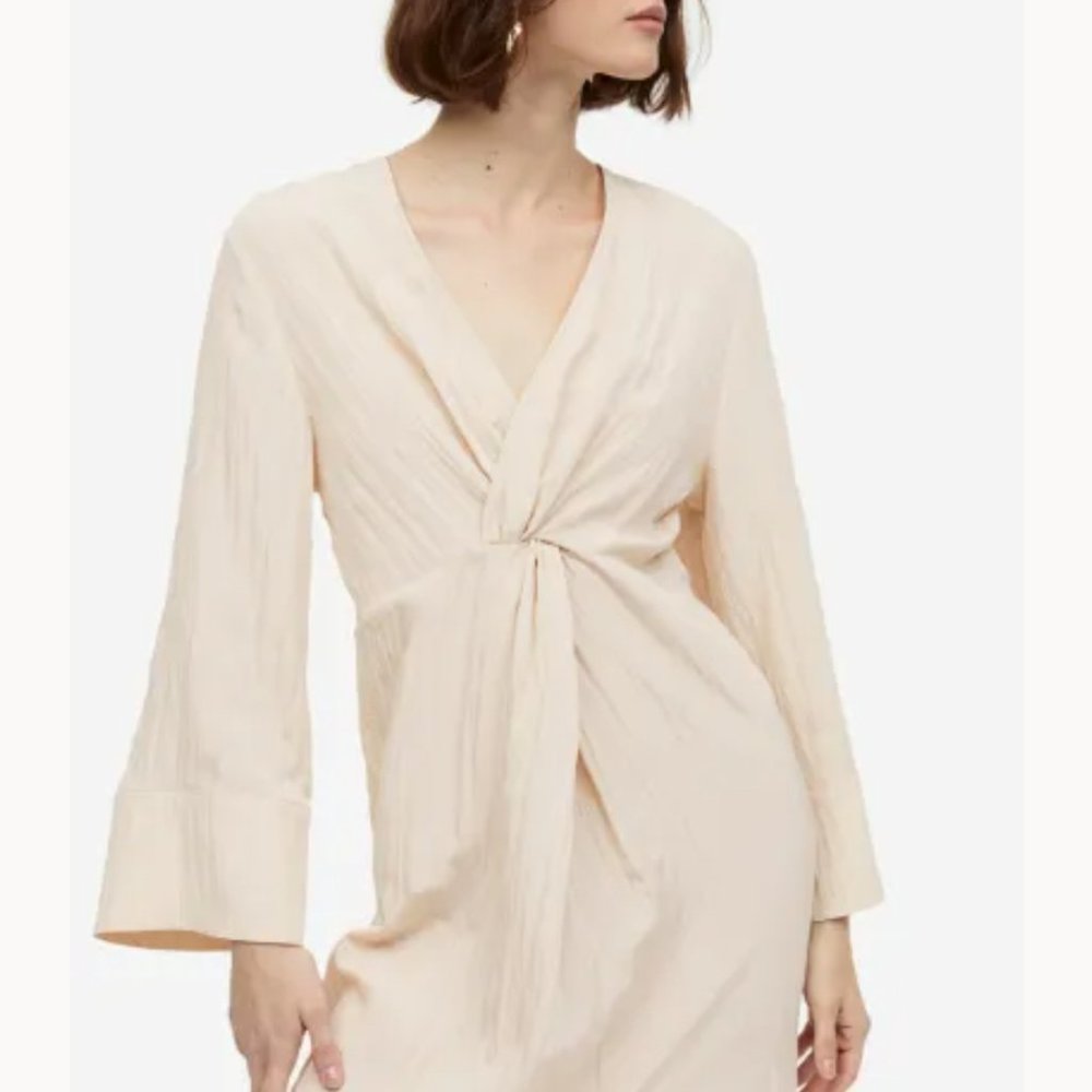 H&M Knot-detail Dress